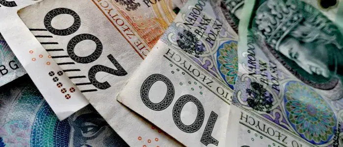 Jak wziąć debet w bankomacie – uniknij błędów i opłat krok po kroku
